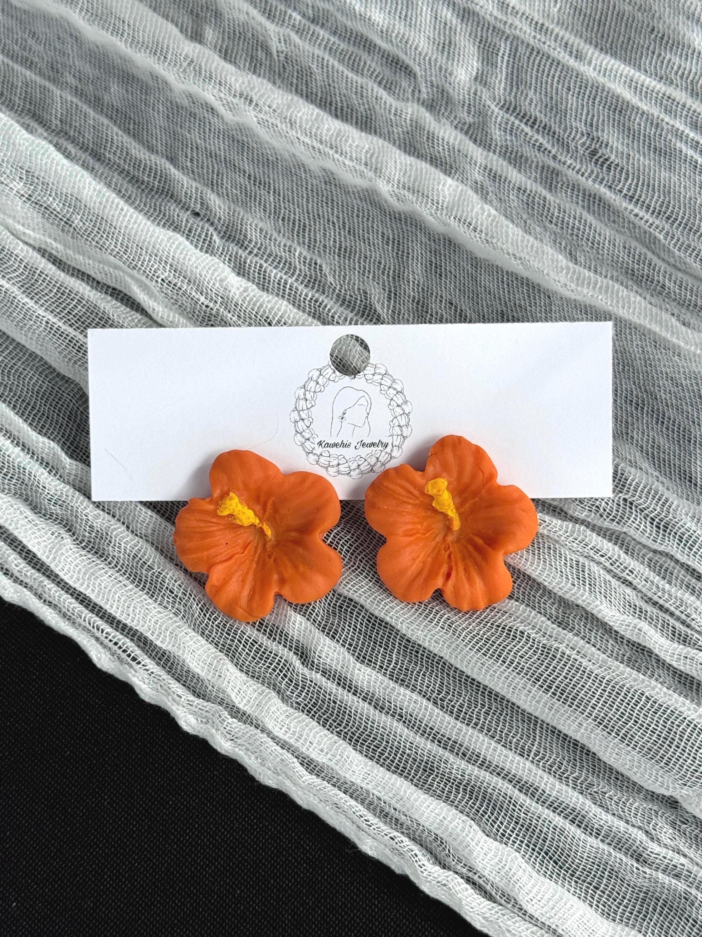 Hibiscus Studs