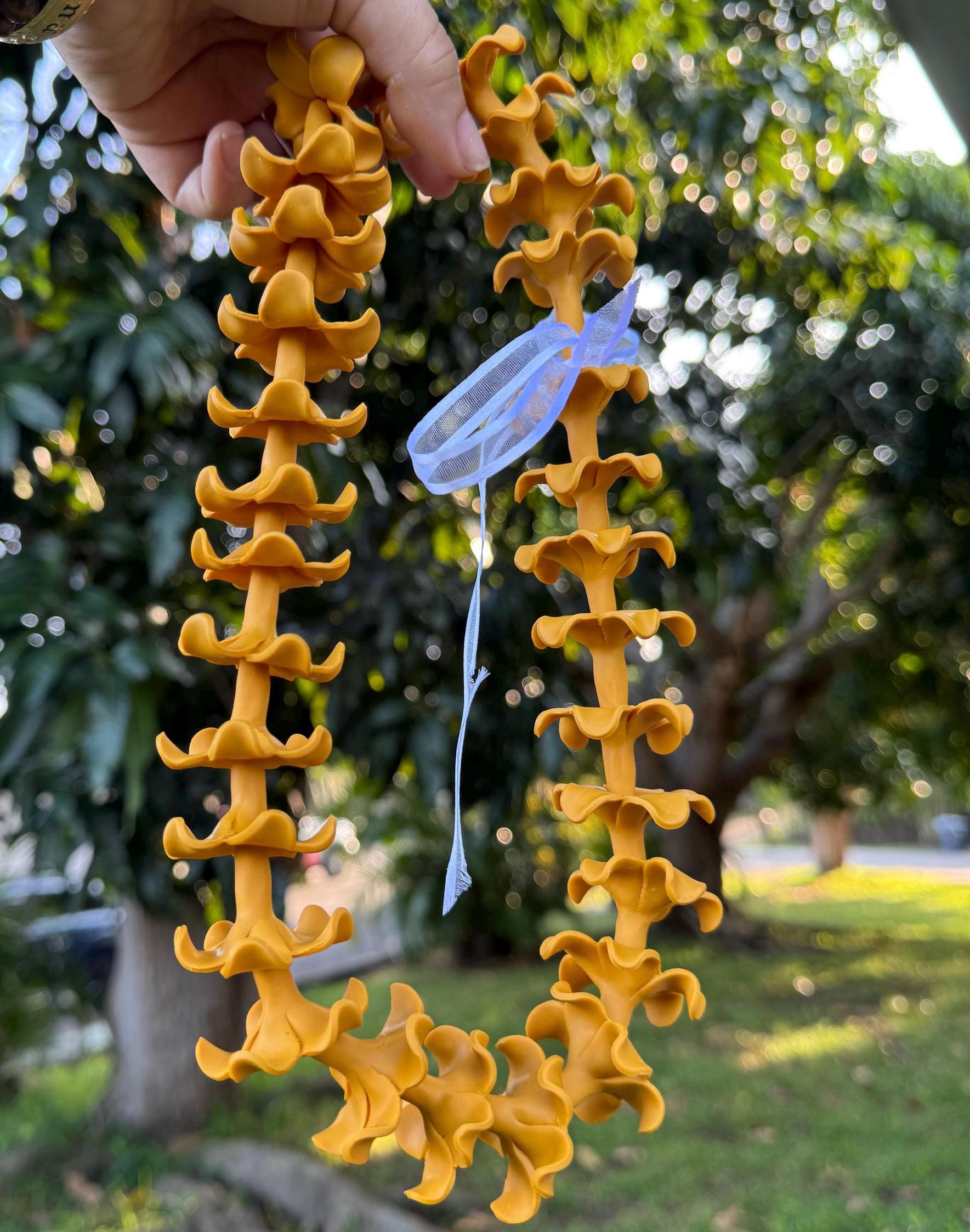 Puakenikeni Forever Clay Lei